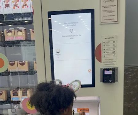 Sprinkles Harry Reid International Airport ATMs