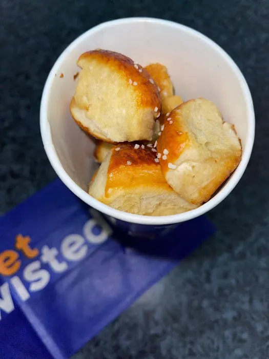 Auntie Anne's Picture 7