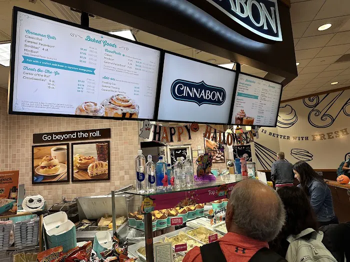Cinnabon Picture 2