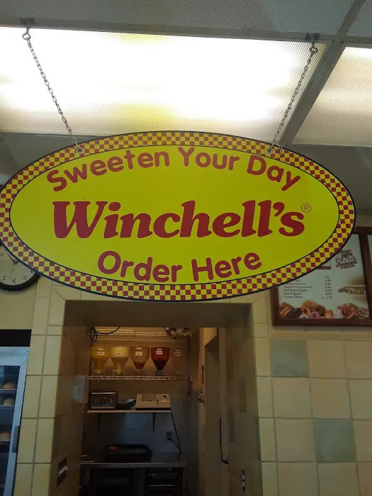 Winchell's Picture 5