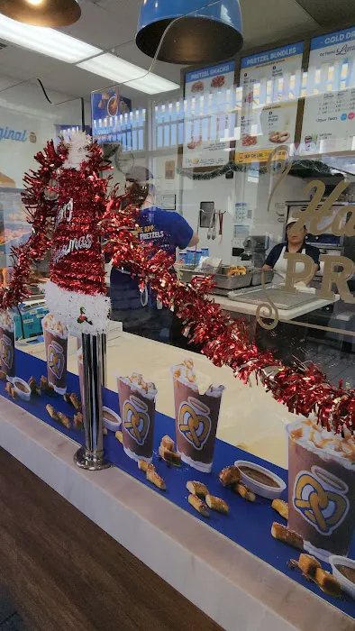 Auntie Anne's Picture 1
