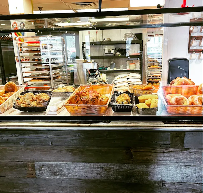 Pasabocas Colombian Bakery Picture 10