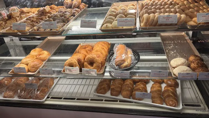Pasabocas Colombian Bakery Picture 7