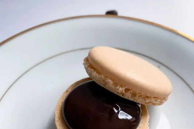 Macaron Warehouse