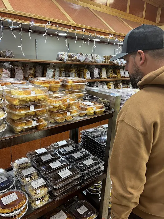 Valerio's Tropical Bake Shop Picture 10