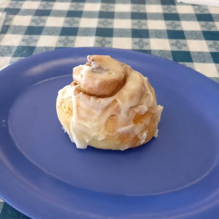Homies Cinnamon Rolls Comfort Cafe Picture 8