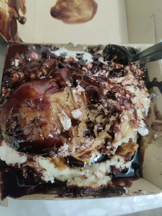 Cinnaholic Picture 3