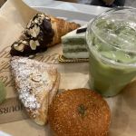 Tous Les Jours Bakery & Cafe