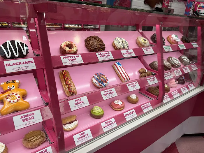 Pinkbox Doughnuts Picture 1