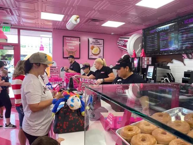 Pinkbox Doughnuts Picture 7