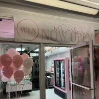 Whole Lotta Sweets ico