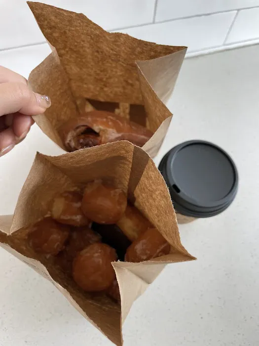 Donut Factory Dee's-Mazzoa Picture 1