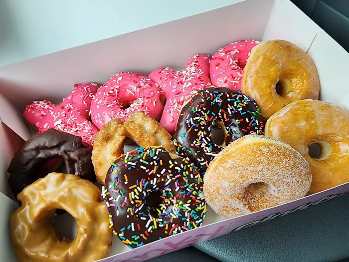 Pinkbox Doughnuts Picture 3