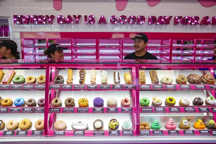 Pinkbox Doughnuts Picture 6