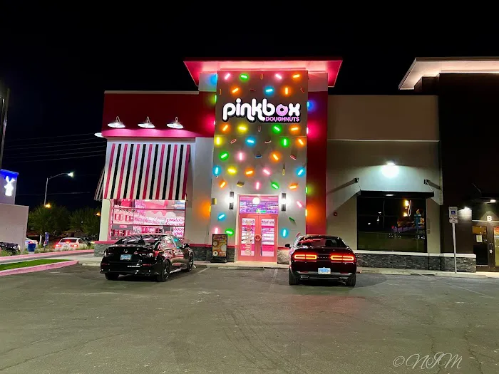 Pinkbox Doughnuts Picture 8