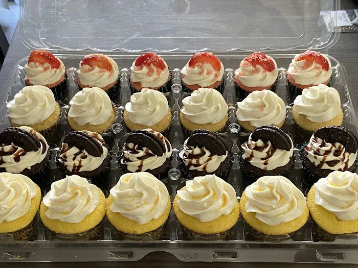 Sugar Rush Dessert House Picture 6