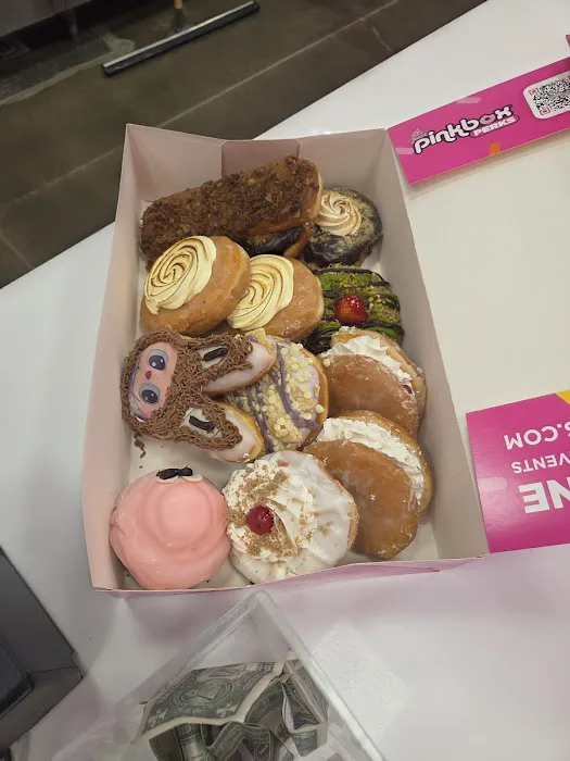 Pinkbox Doughnuts Picture 8