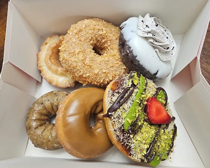 Pinkbox Doughnuts Picture 2