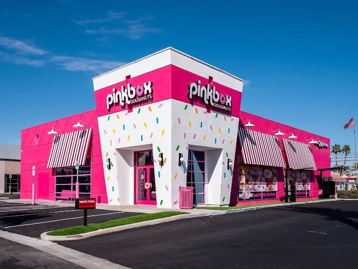 Pinkbox Doughnuts Picture 6