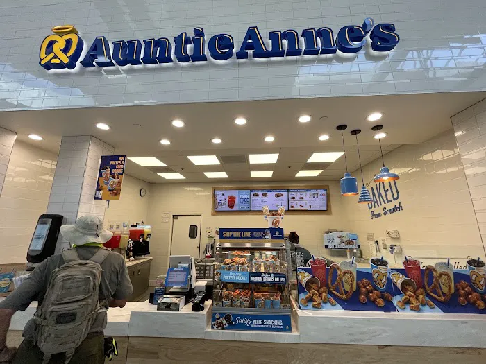 Auntie Anne's Picture 7