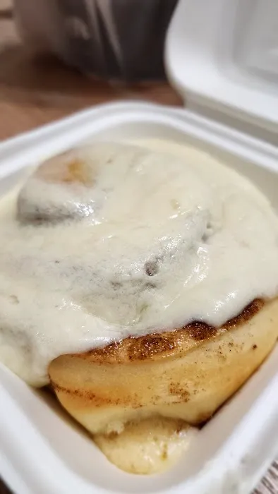 Cinnaholic Picture 9