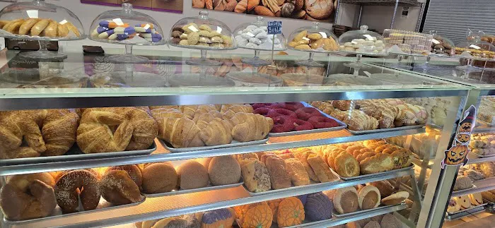 Vegas Bakery Picture 10