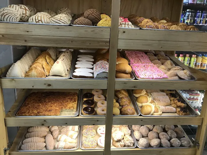 Panaderia y mas Picture 10