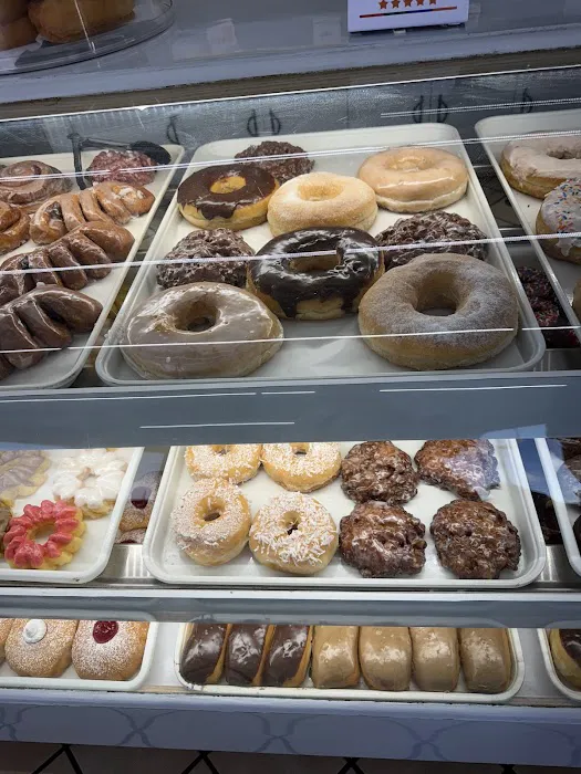 Donut Tyme Picture 10