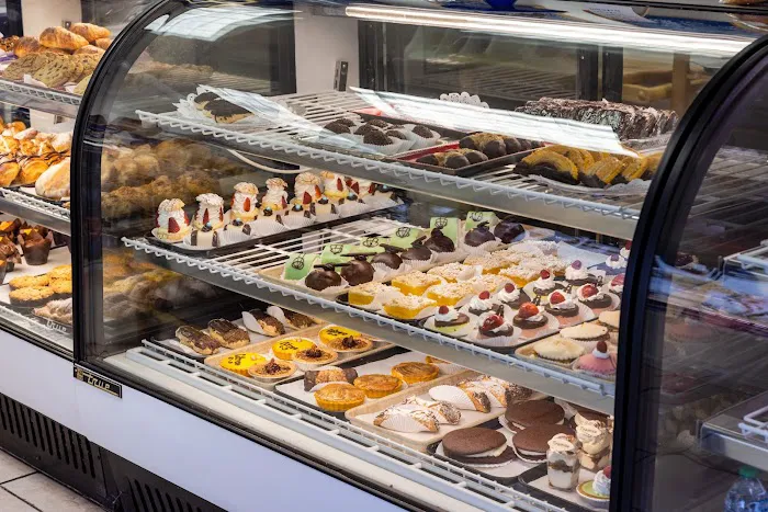 Chef Flemming's Bakeshop Picture 9