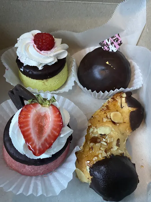 Chef Flemming's Bakeshop Picture 5