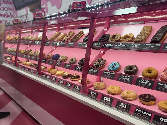 Pinkbox Doughnuts Picture 2