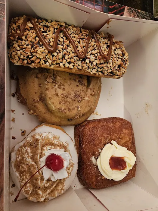 Pinkbox Doughnuts Picture 6
