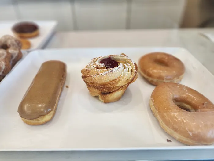 Aloha Donut Picture 2