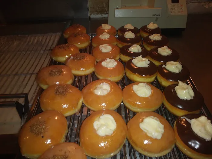 Anthony's Donuts Picture 7