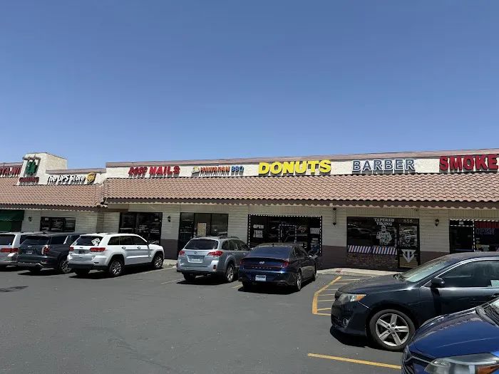 Friendly Donut House Picture 2
