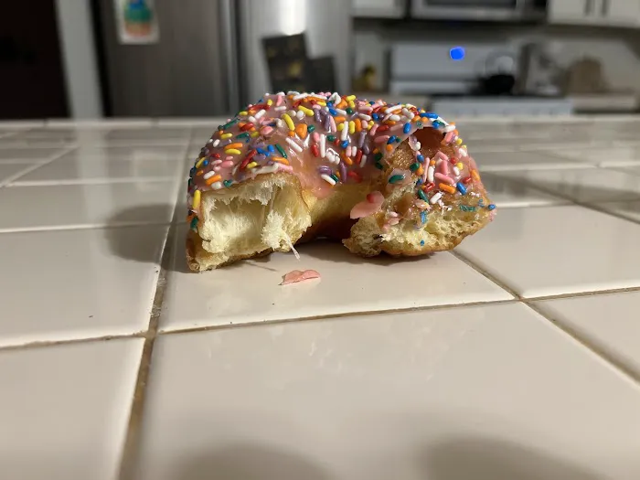 Rainbow's Donuts Picture 8