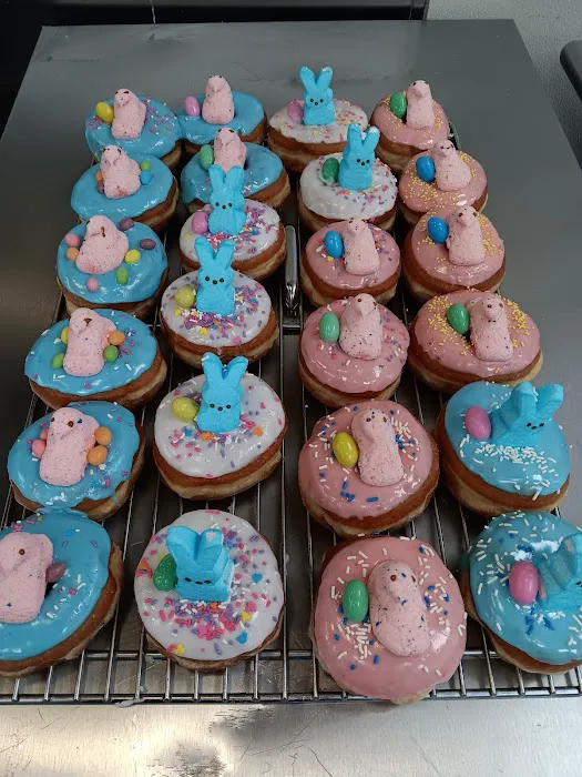 Rainbow's Donuts Picture 3