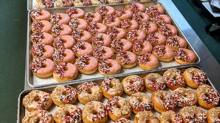 Bigmouth Donut Rocky River Picture 5