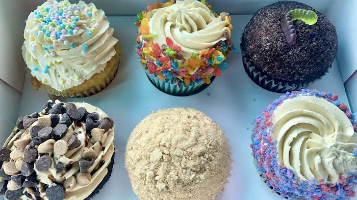 Colossal Cupcakes Picture 1
