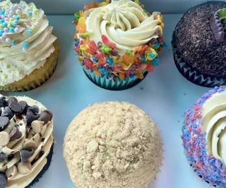 Colossal Cupcakes