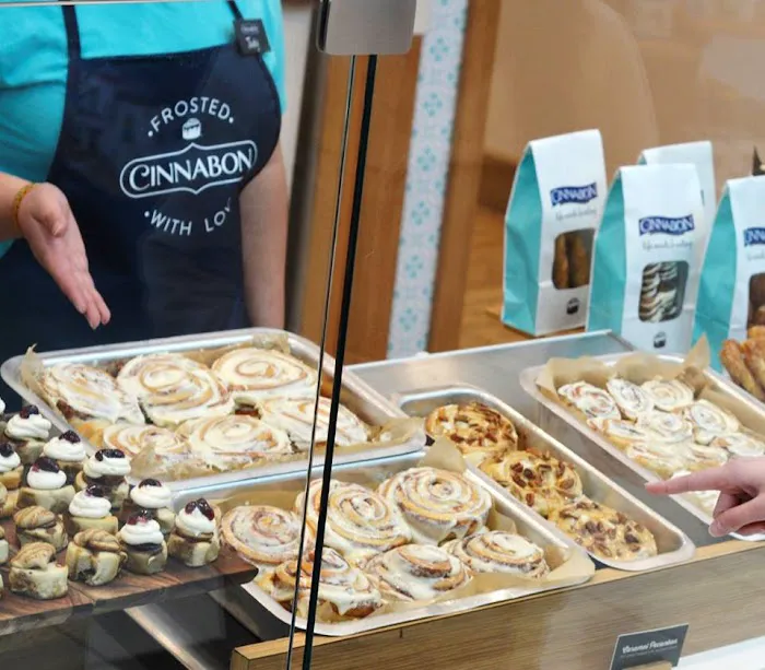 Cinnabon Picture 8