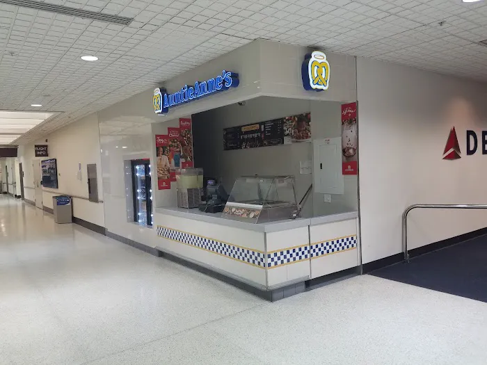Auntie Anne's Picture 2