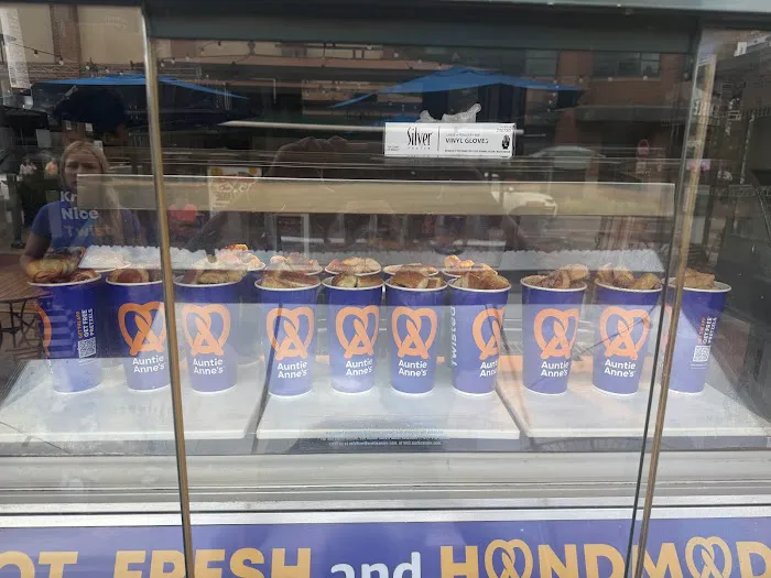 Auntie Anne's Picture 5