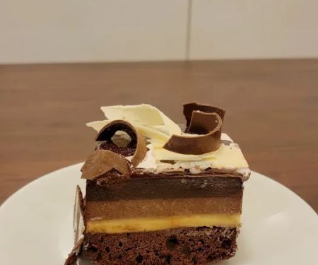 Dimana Sweets
