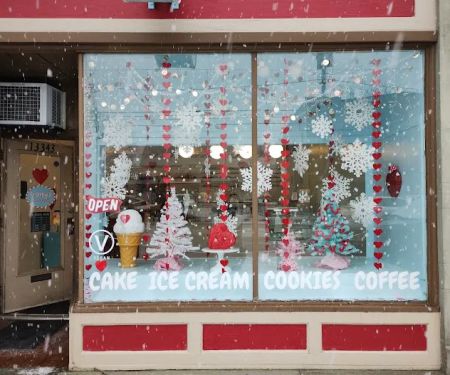 Frosty's cake + ice cream