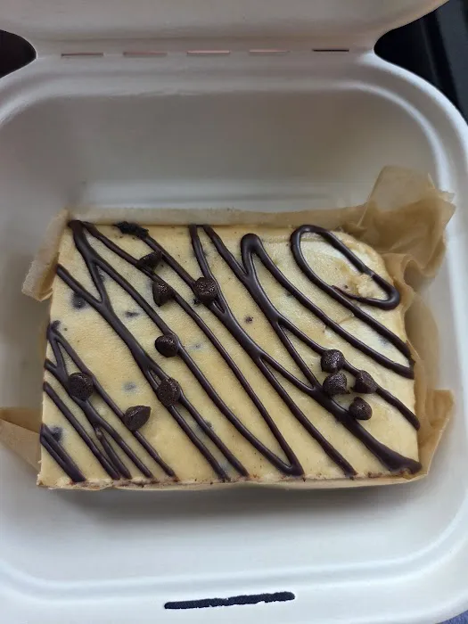 Frosty's cake + ice cream Picture 3