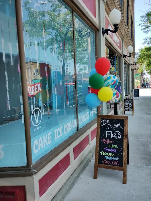 Frosty's cake + ice cream Picture 9