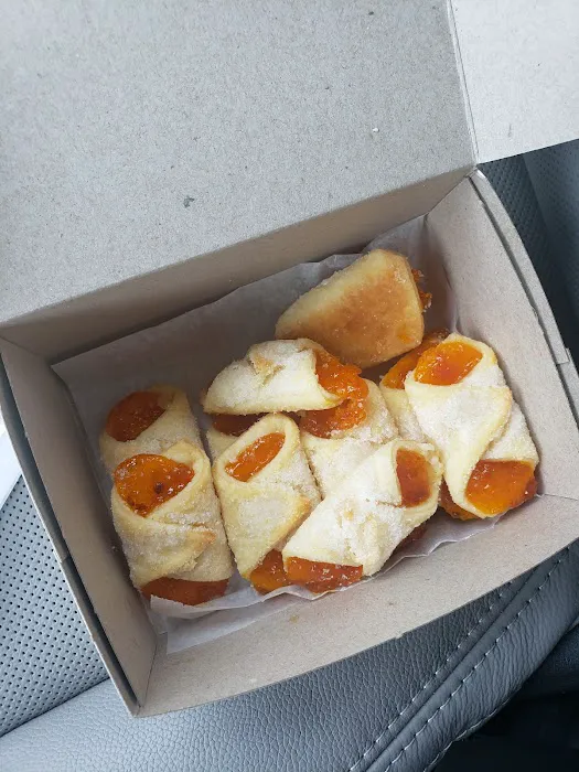 Samosky's Home Bakery Picture 3