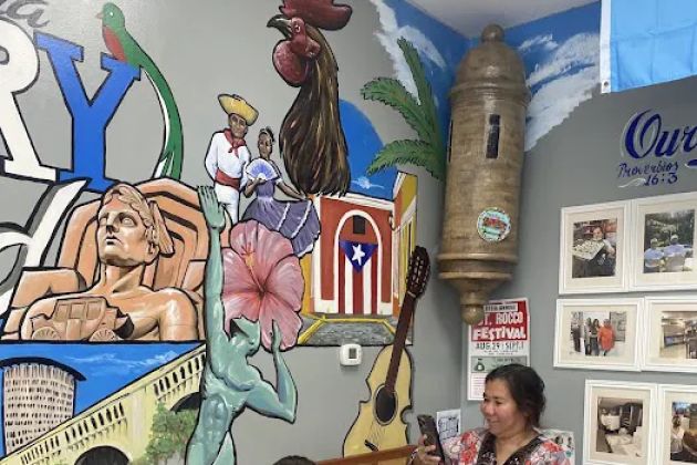 Guaterriqueña Bakery