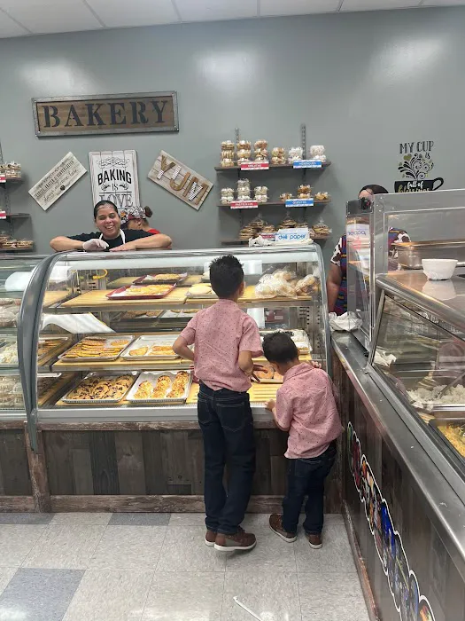 Guaterriqueña Bakery Picture 4